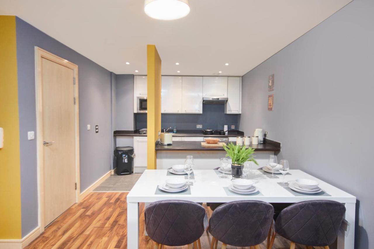 Stylish Manchester Gem - Sleeps 10! Exterior photo